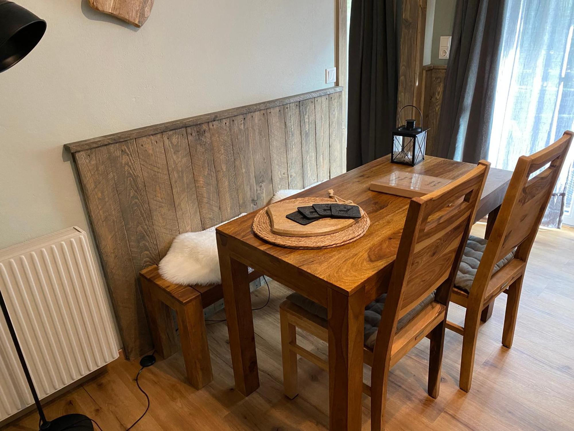 Brettljause Fuenf Sinne Apartment *